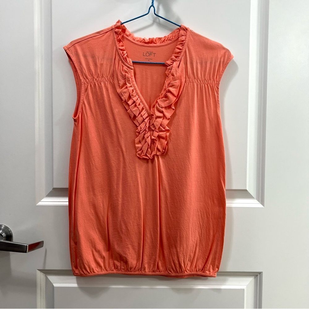 LOFT Women's Coral Ruffle Top Size XS
